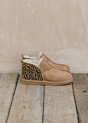 Sanders Women's Annie Slippers in Leopard Chestnut