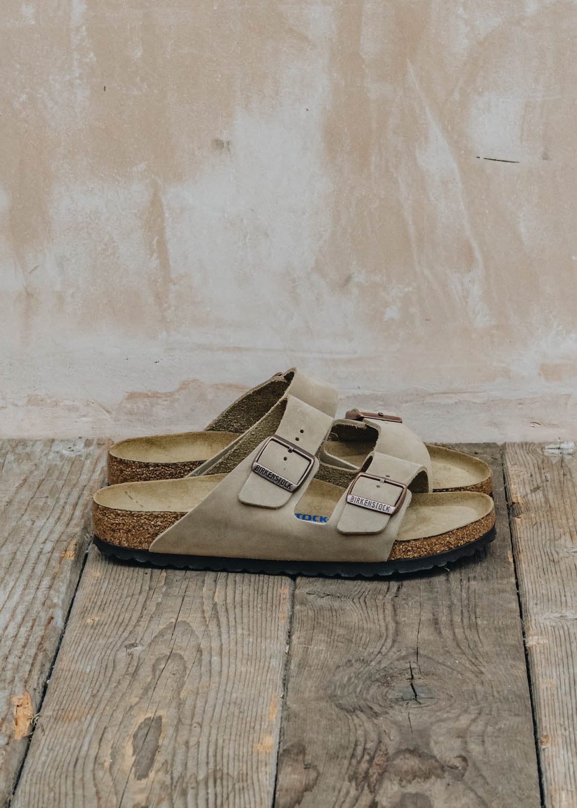 Women s Birkenstock Arizona Regular Oiled Leather Sandals in Tobacco B Burford Garden Co