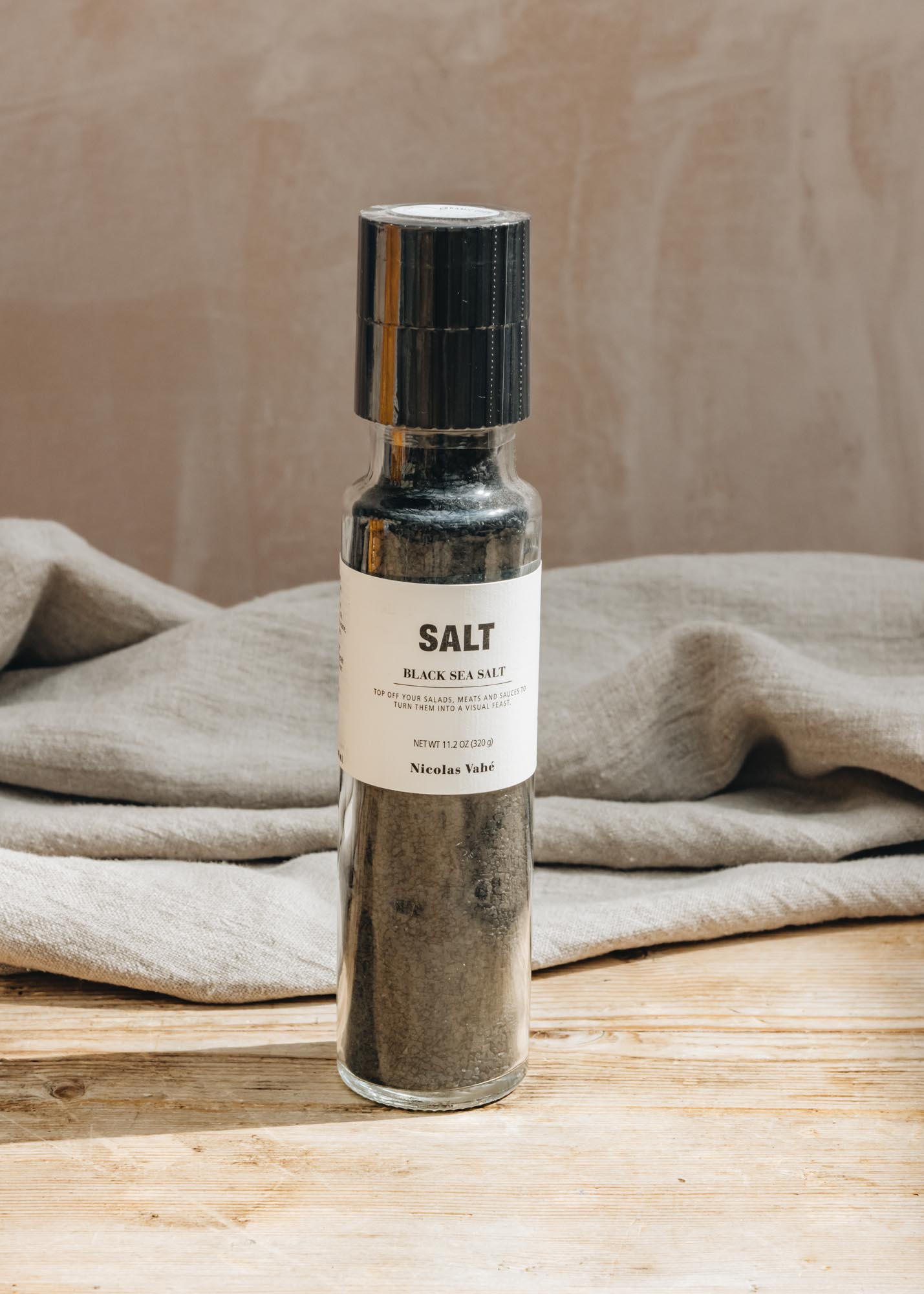 Nicolas Vahé Black Sea Salt in Spice Mill