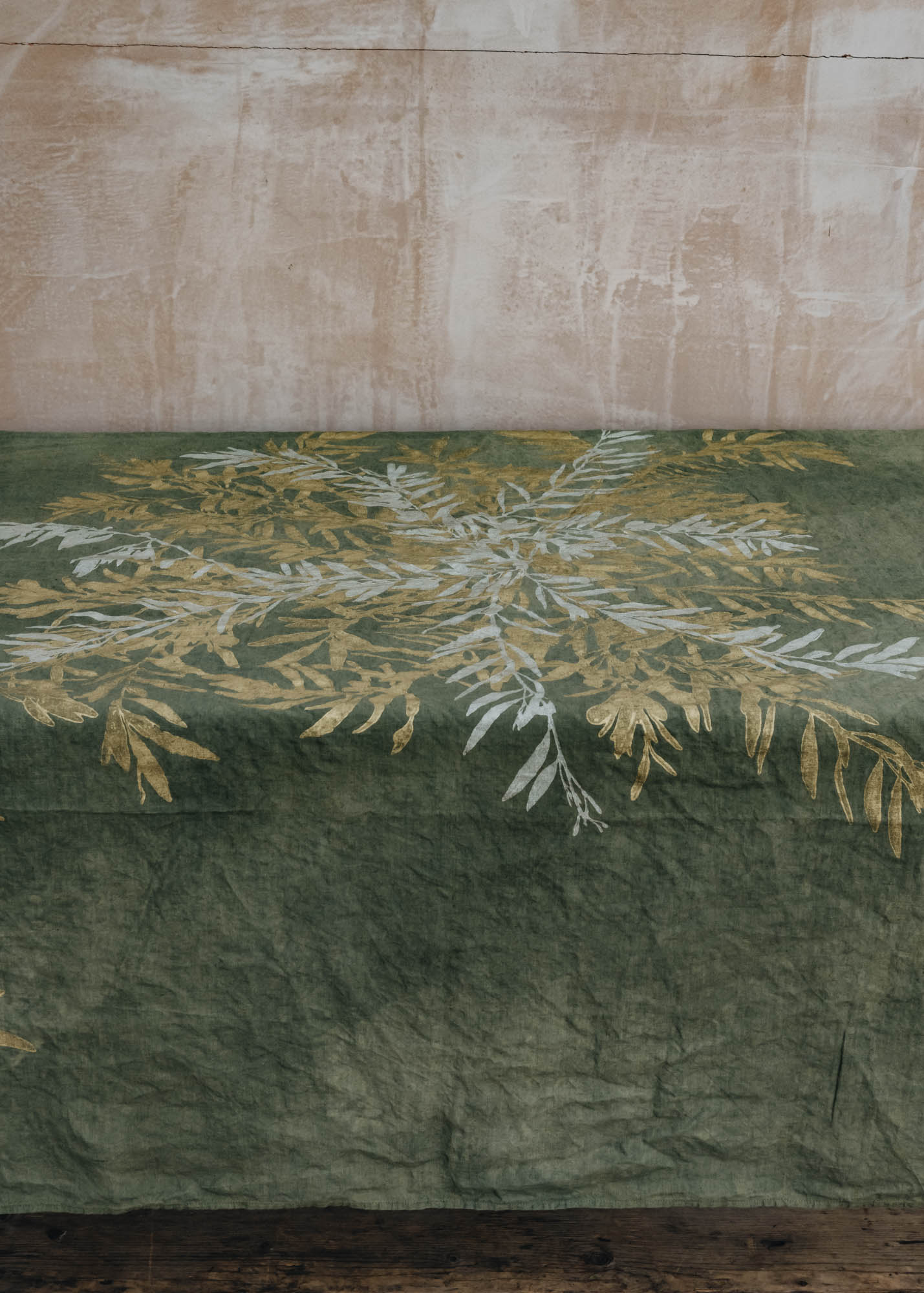Crumpled Linen Tablecloth in Green and Gold