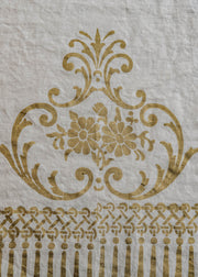 Crumpled Linen Tablecloth in White and Gold