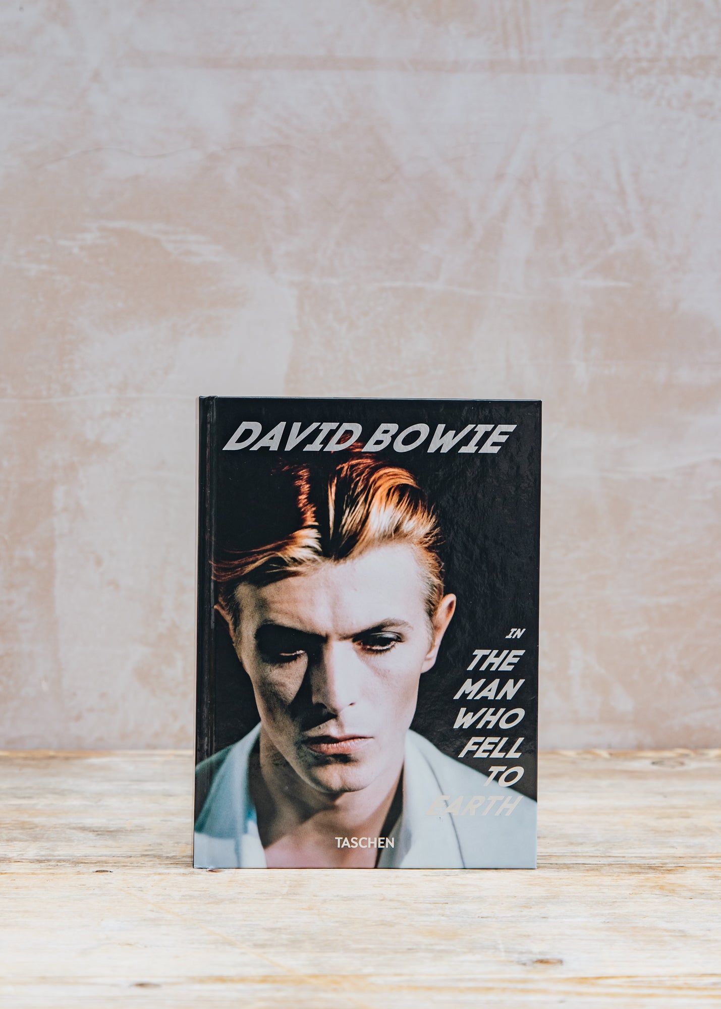 David Bowie: The Man Who Fell to Earth – Burford Garden Co.