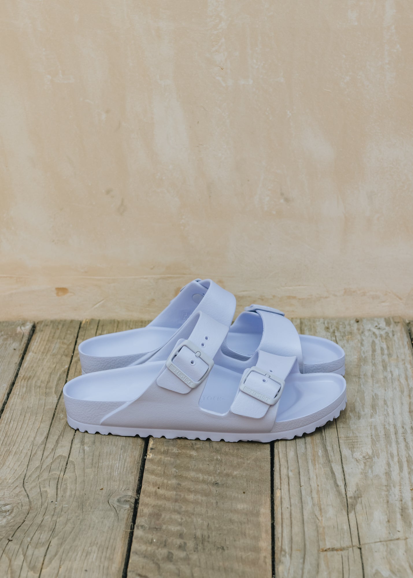 stemme tælle Nøjagtig Birkenstock Arizona EVA Sandals in Purple Fog – Burford Garden Co.