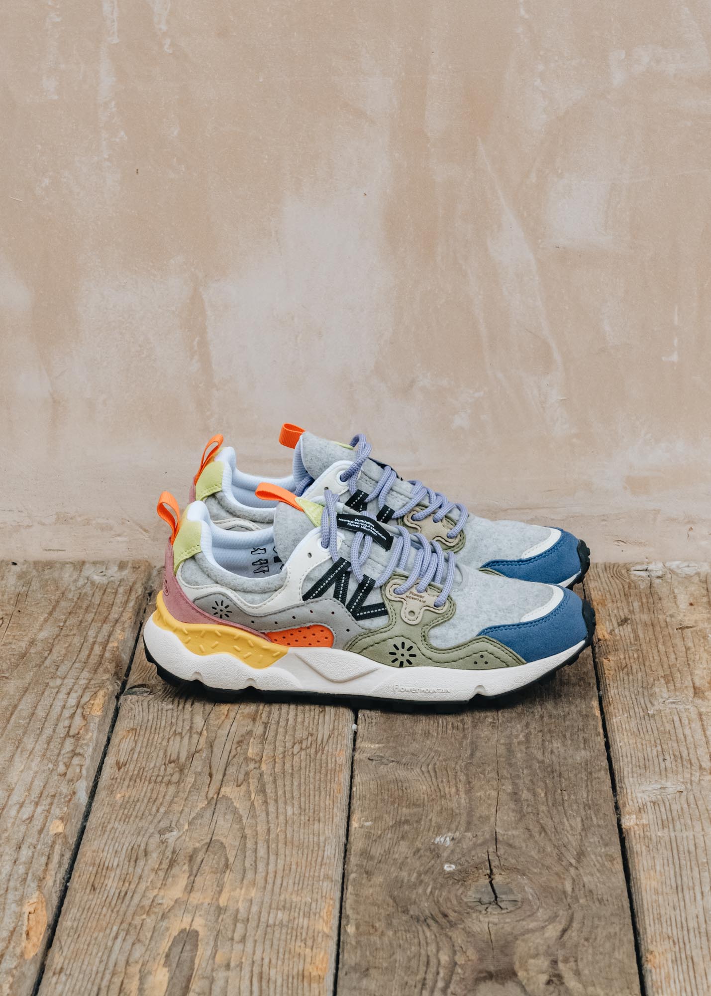Sneakers with wool inside clearance