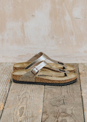 Birkenstock Gizeh Regular Sandals in Graceful Taupe