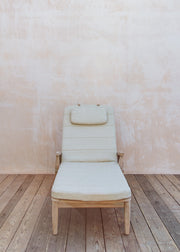 Gommaire Faye Teak Sunbed in Natural Grey with Bouclé Cushion
