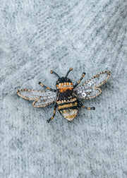 Trovelore Trovelore Humble Bee Brooch