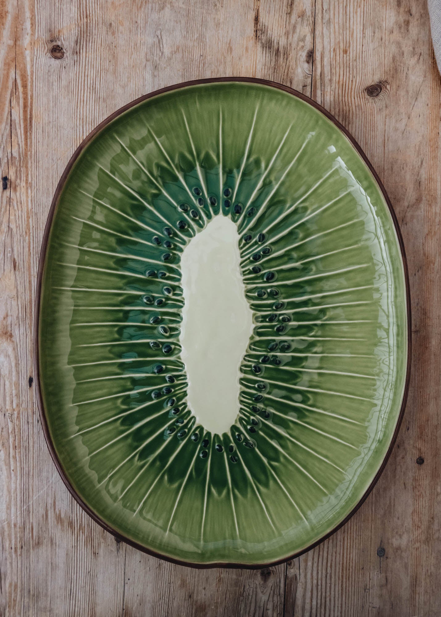 Bordallo Pinheiro Kiwi Tropical Fruit Platter