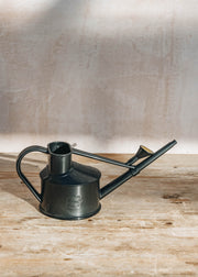 Haws Langley Sprinkler Watering Can in Black 0.7l