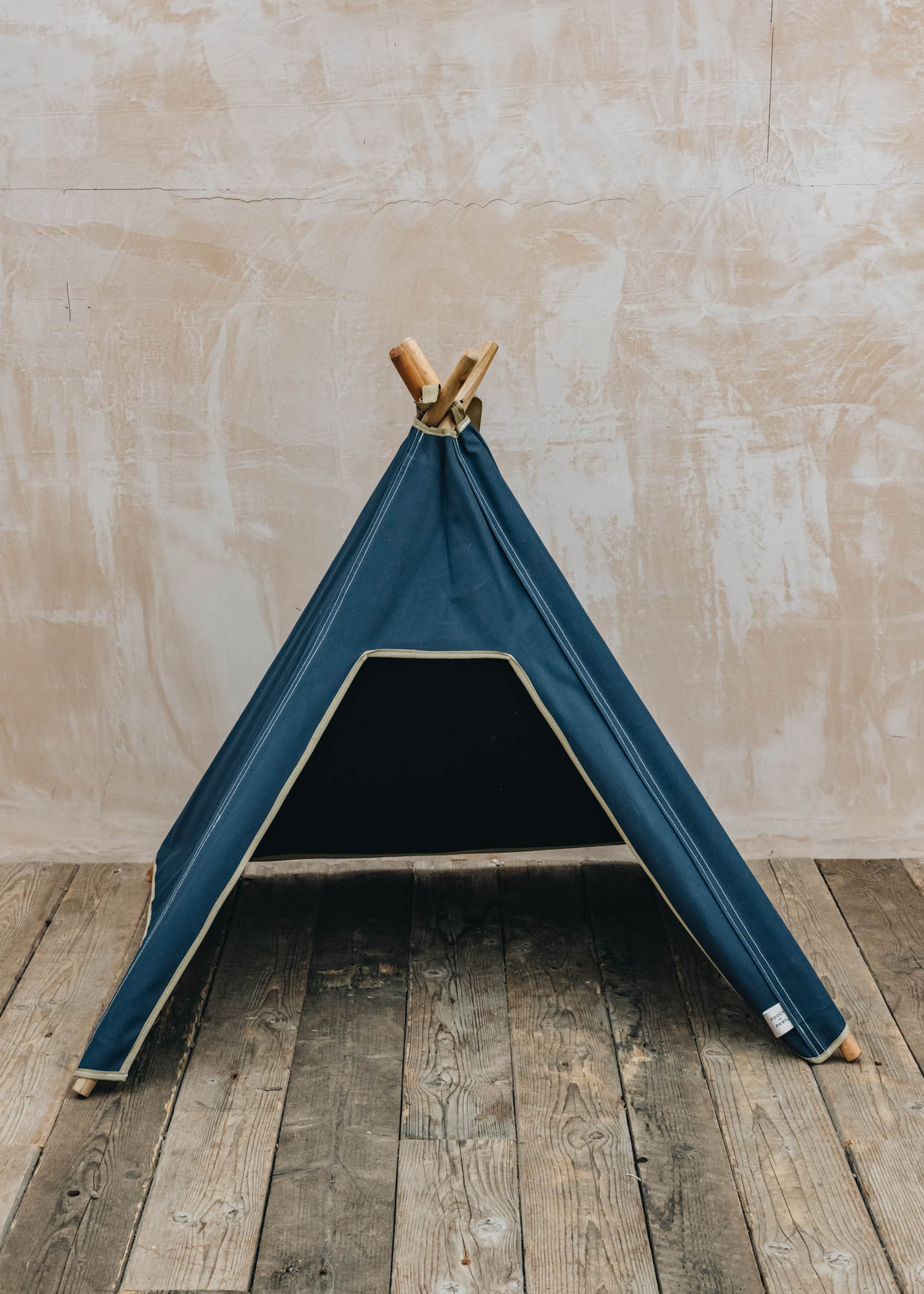 Pooch & Paws Large Pet Teepee in Navy Blue