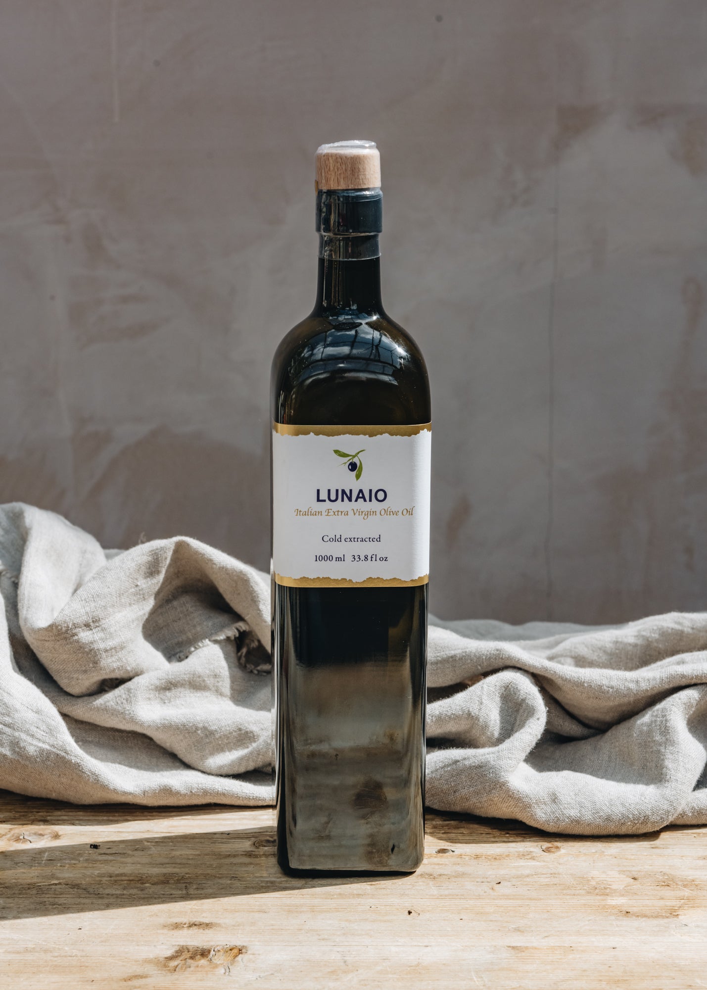 Lunaio Italian Extra Virgin Olive Oil | Burford Garden Co.