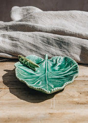 Geodesis Bordhallo Pinheiro Mulberry Leaf with Grasshopper Bowl