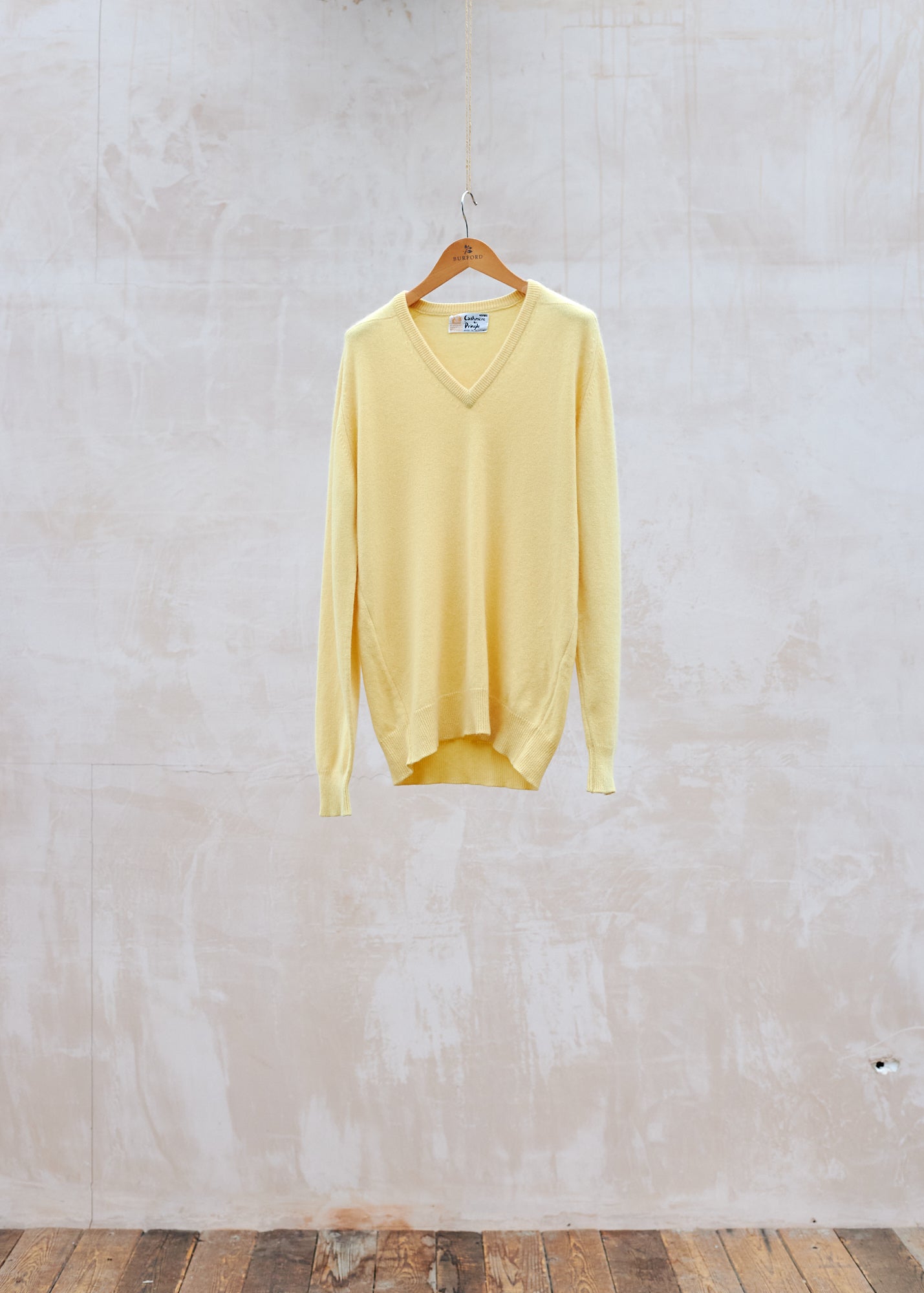 Pringle Vintage Pure Cashmere V-Neck - S/M – Burford Garden Co