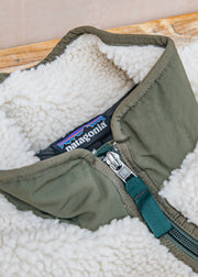 Patagonia Classic Retro-X Jacket in Dark Natural and Basin Green