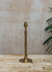 Pooky Lighting Small Wrappling Table Lamp in Antique Brass
