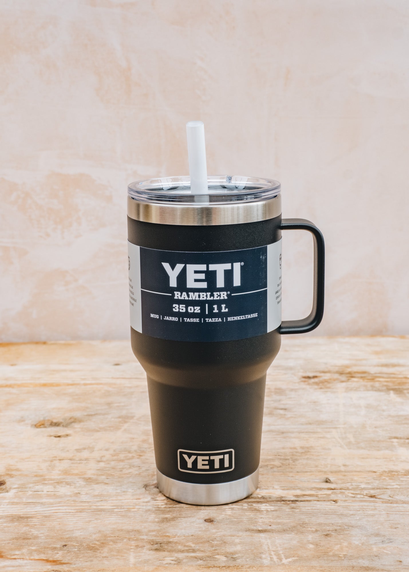 イエティ　YETI RAMBLER 35 oz STRAW MUG ブラック YETI Rambler 35 Oz Straw Mug Black at CareOfCarl.com