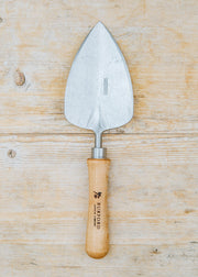 Sneeboer Transplanting Trowel with Cherry Handle