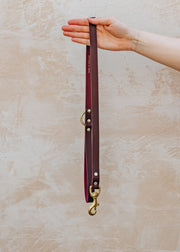The Stately Hound Tankerton Dog Lead in Ox Red