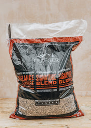 Traeger Signature Blend Barbecue Wood Pellets, 9kg