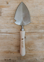 Barbour Sneeboer Transplanting Trowel with Bottle Opener