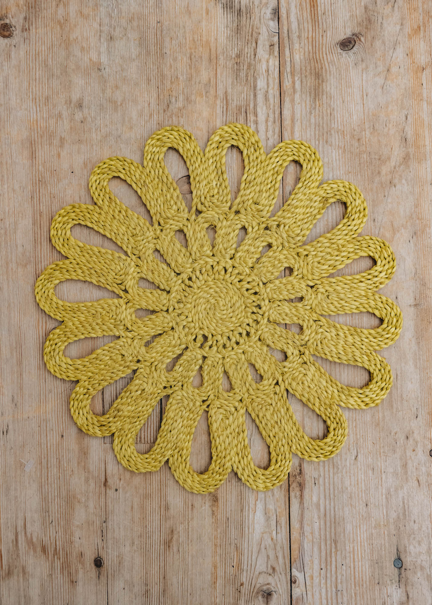 The Jacksons Yellow Jute Flower Placemat