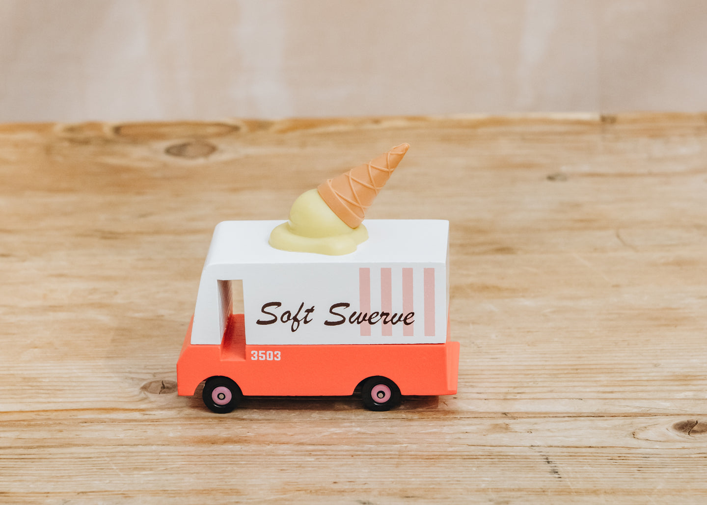 CandyLab Ice Cream Van