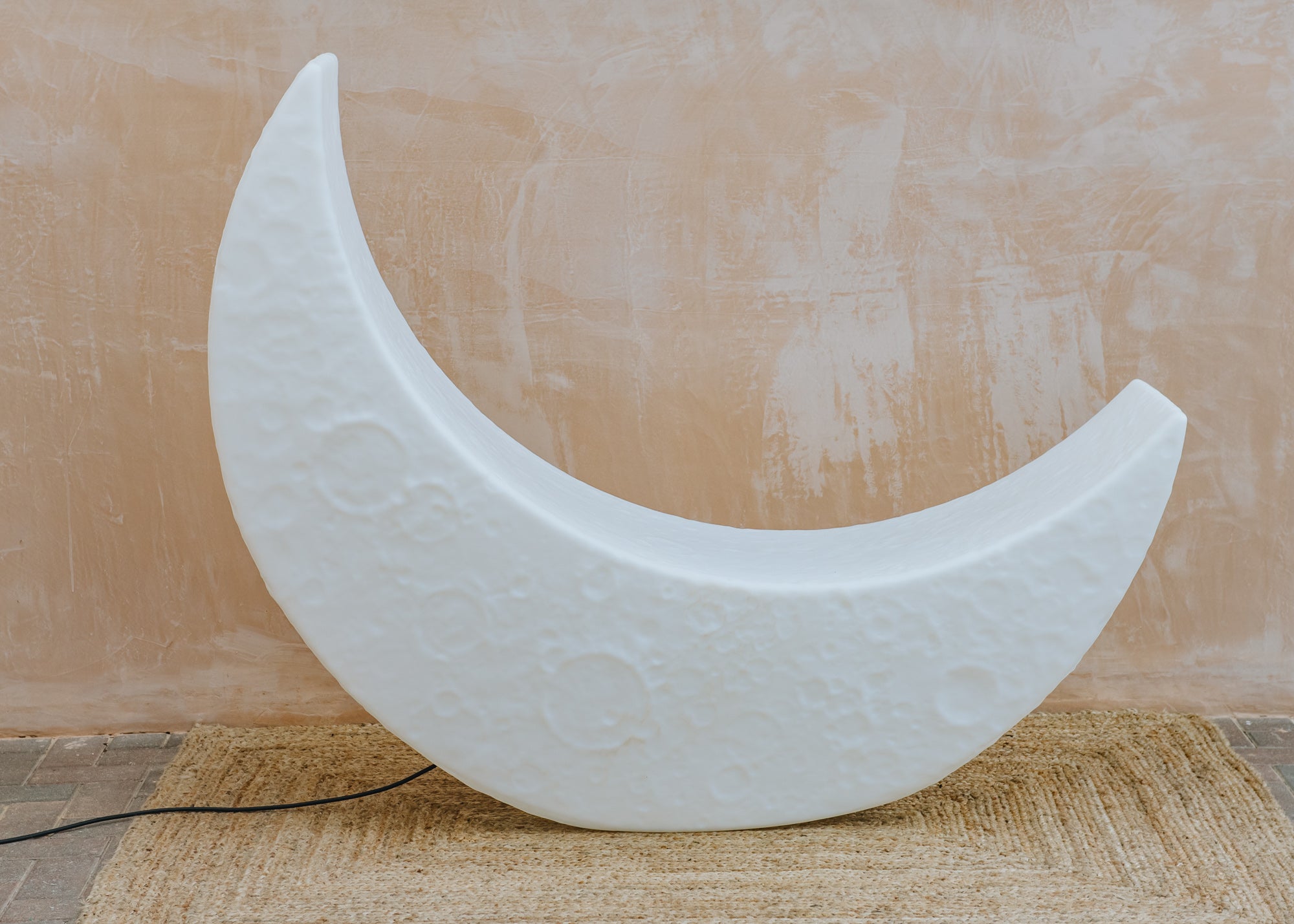 Crescent moon shop wall lamp
