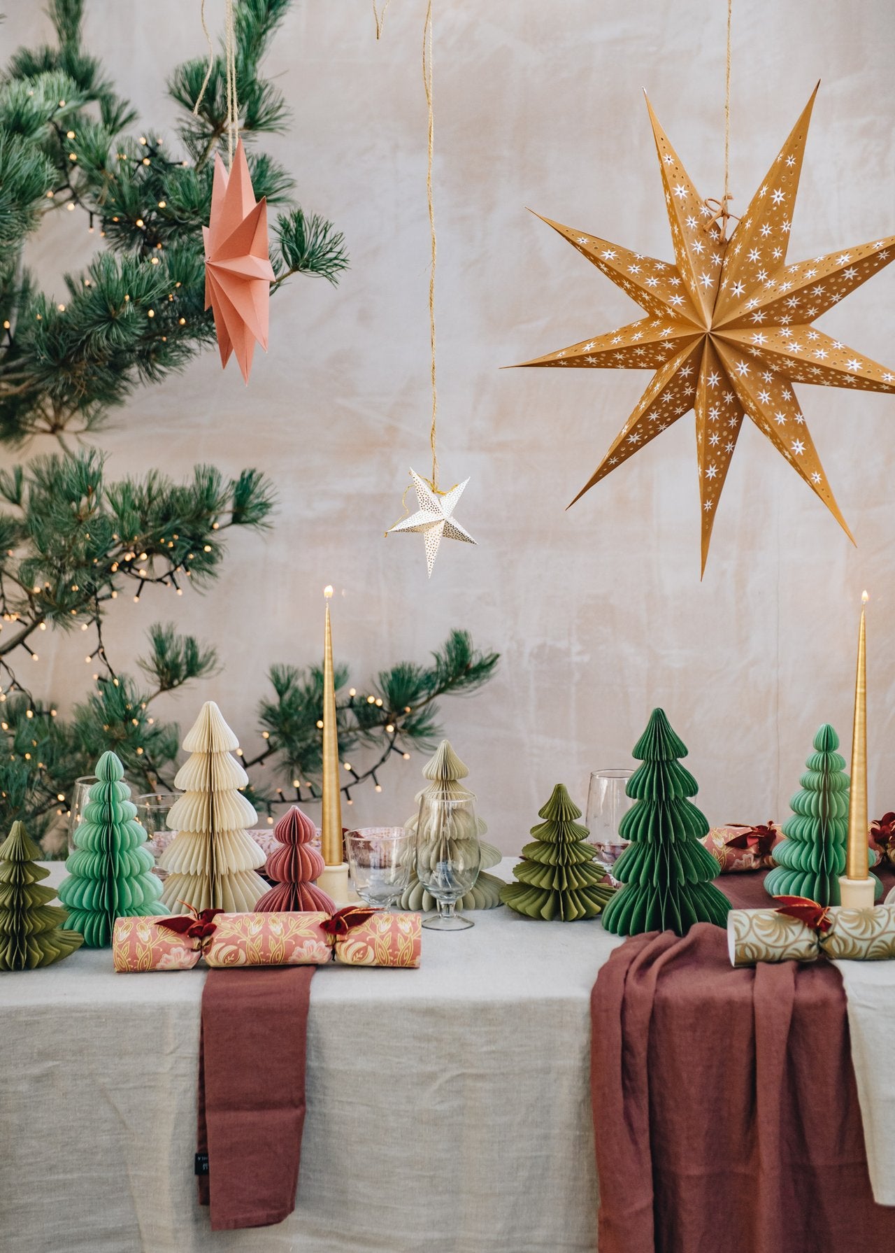The Paper Christmas Tablescape