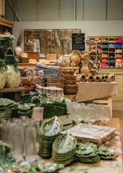 Kitchen & Dining