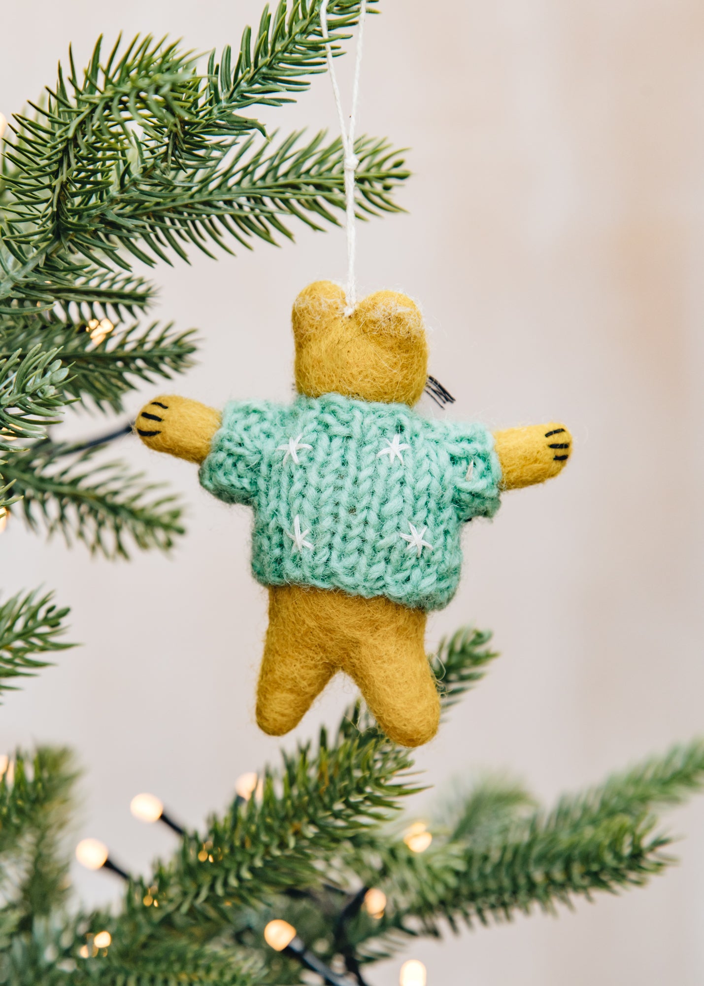 A World of Craft Cat with Snowman Sweater Ornament
