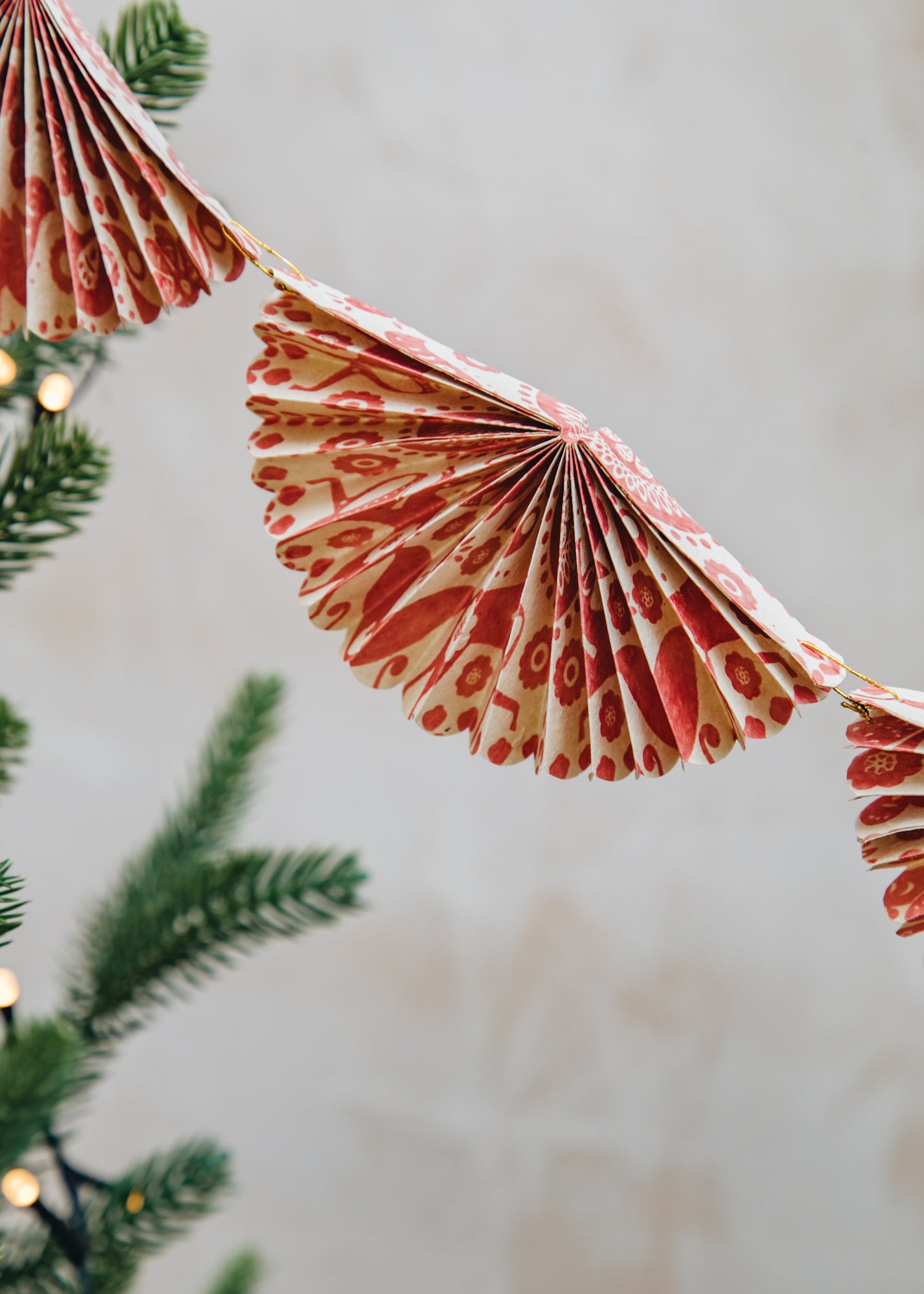 A World of Craft Greta Folded Garland