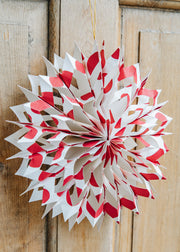 A World of Craft Large Nova Ornament in Offwhite and Red