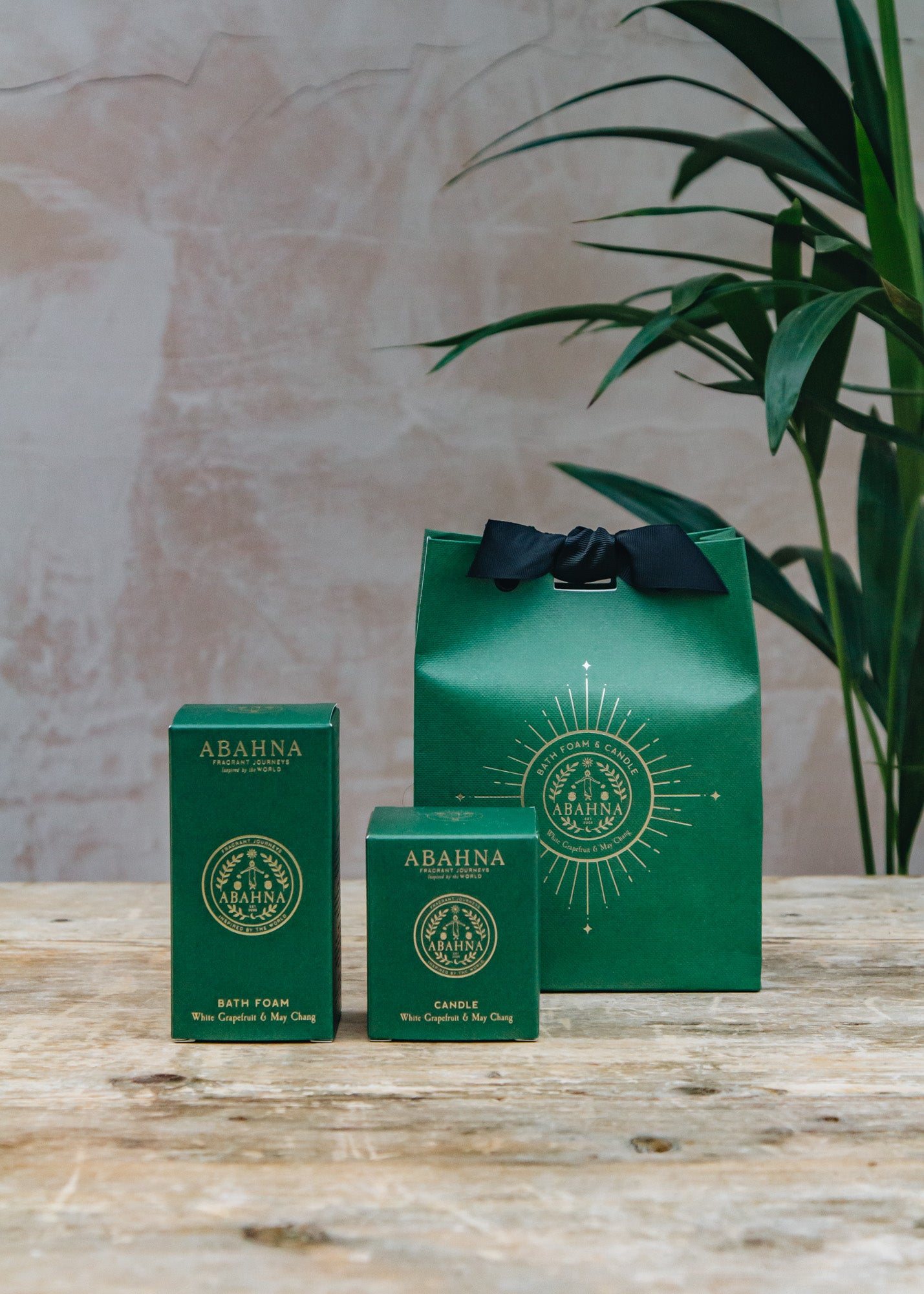 Abahna Bathe by Candlelight Set in Grapefruit and May Chang