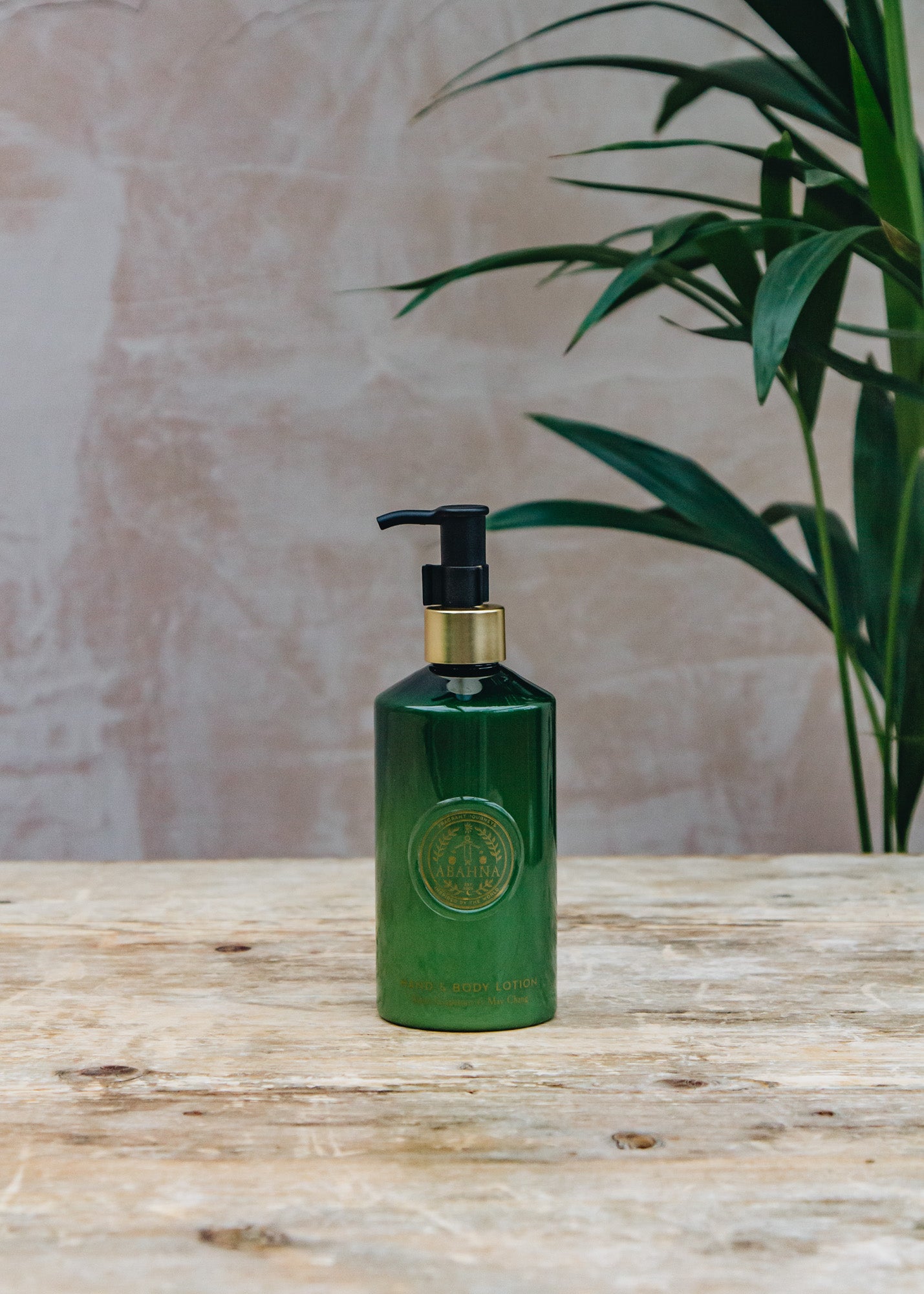 Abahna Hand & Body Lotion in White Grapefruit and May Chang, 300ml