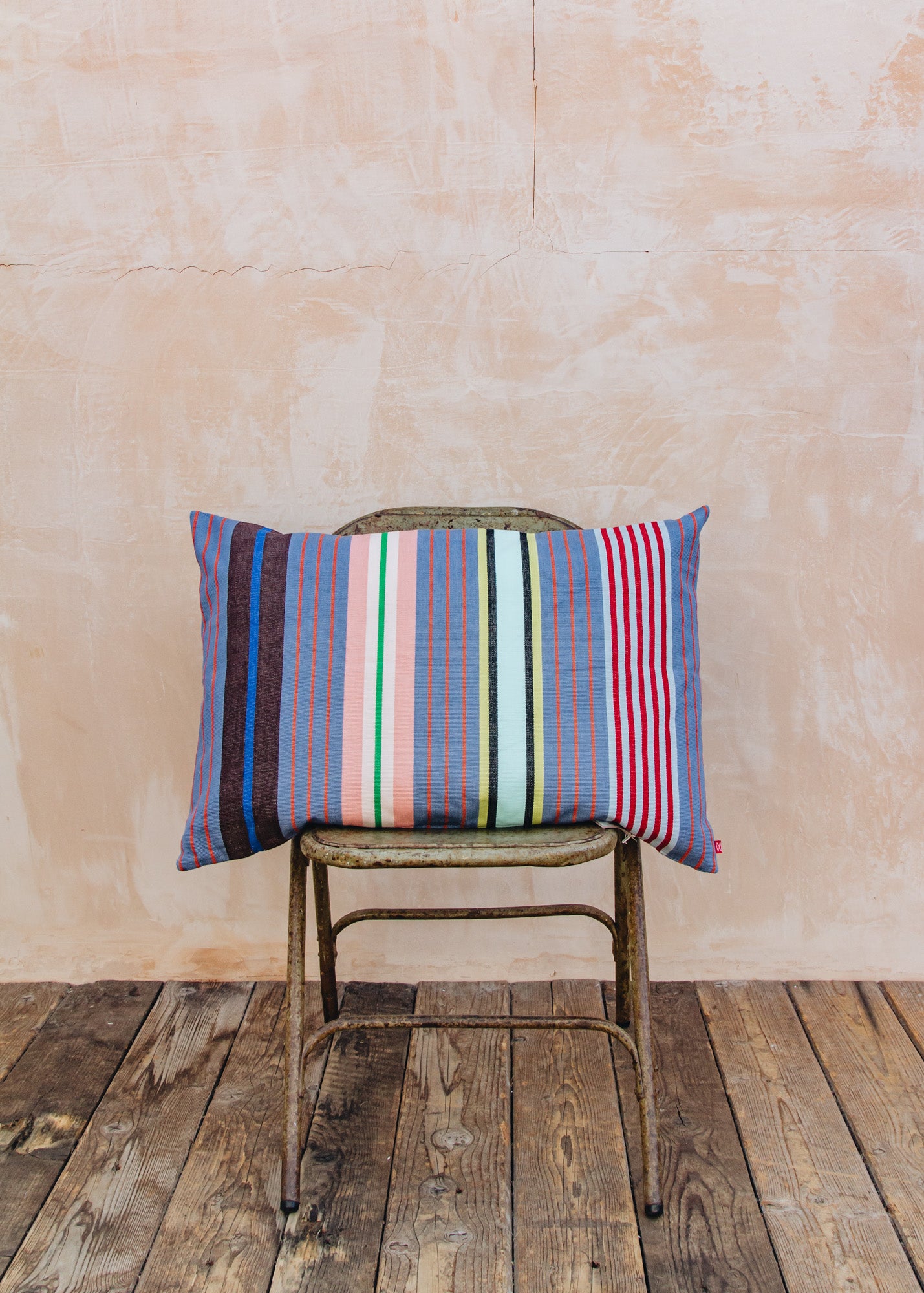 A World of Craft Amparo Cushion