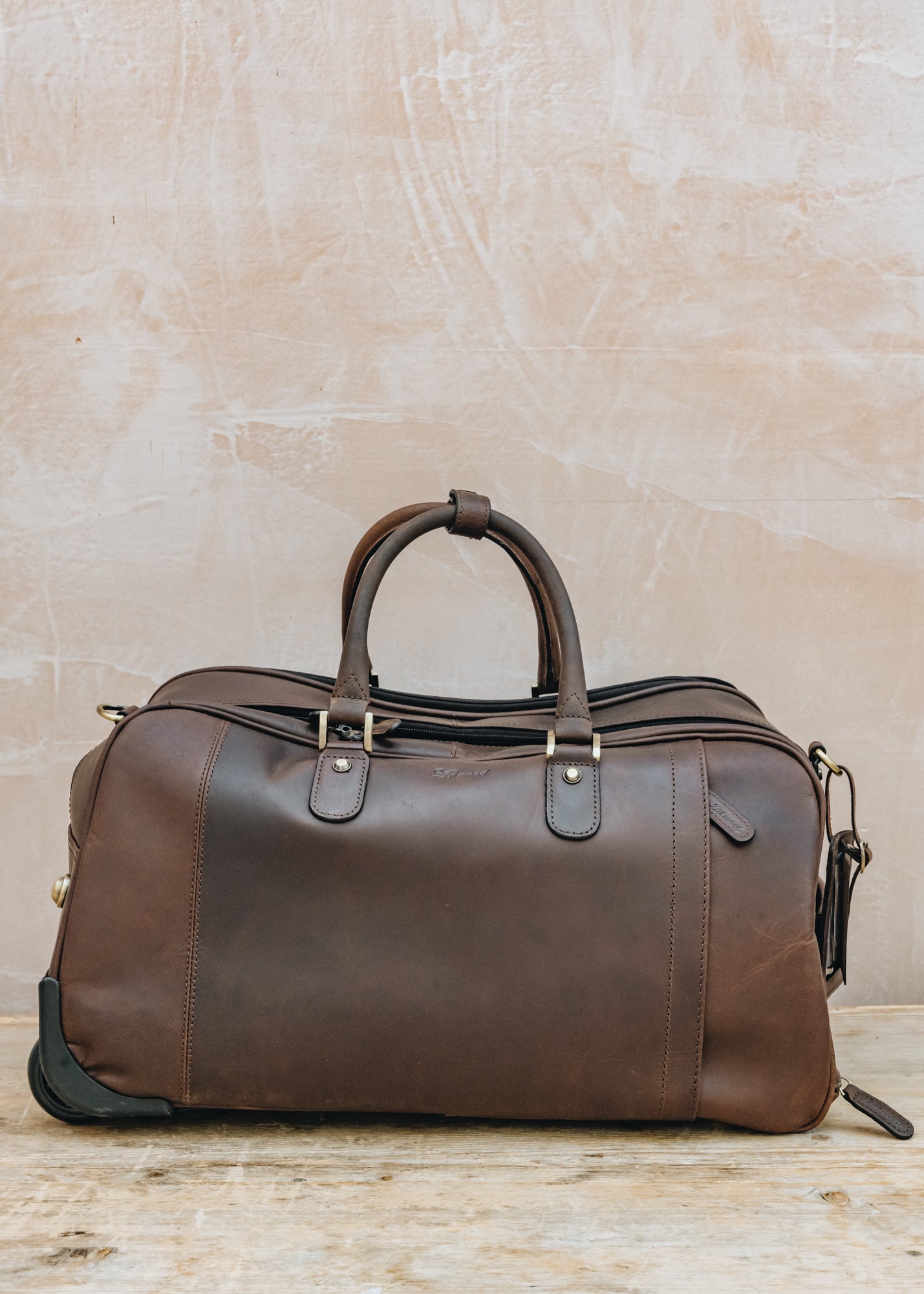 Ashwood Albert Wheeled Weekender Trolley Bag in Mud