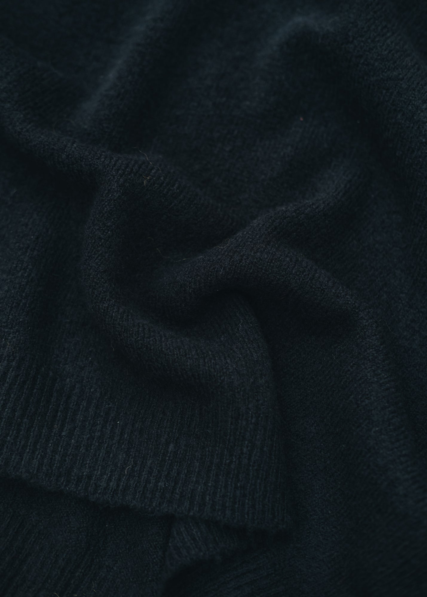 American Vintage Damsville Pullover in Noir
