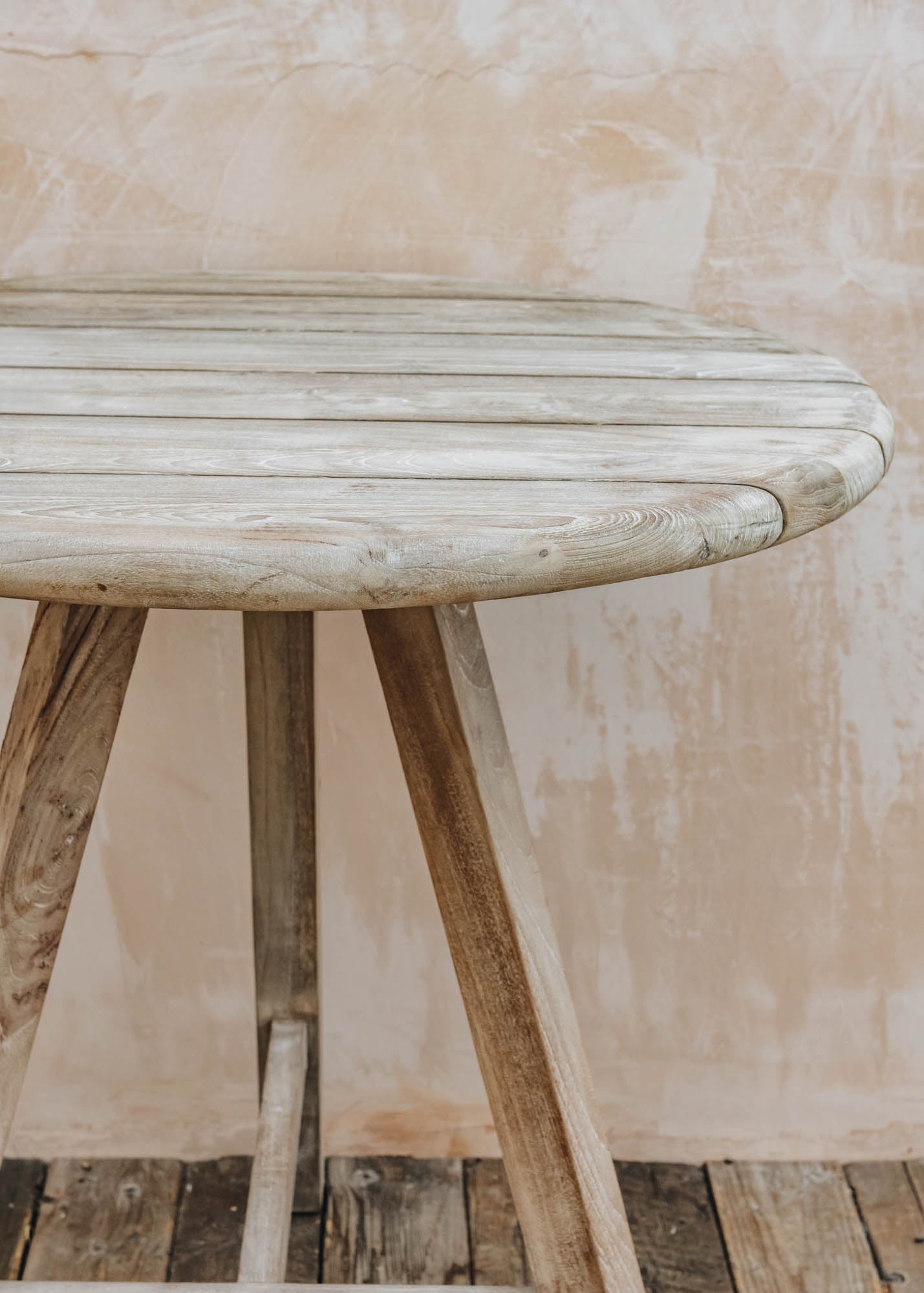 Gommaire Anton Teak Round Bar Table in Natural Grey