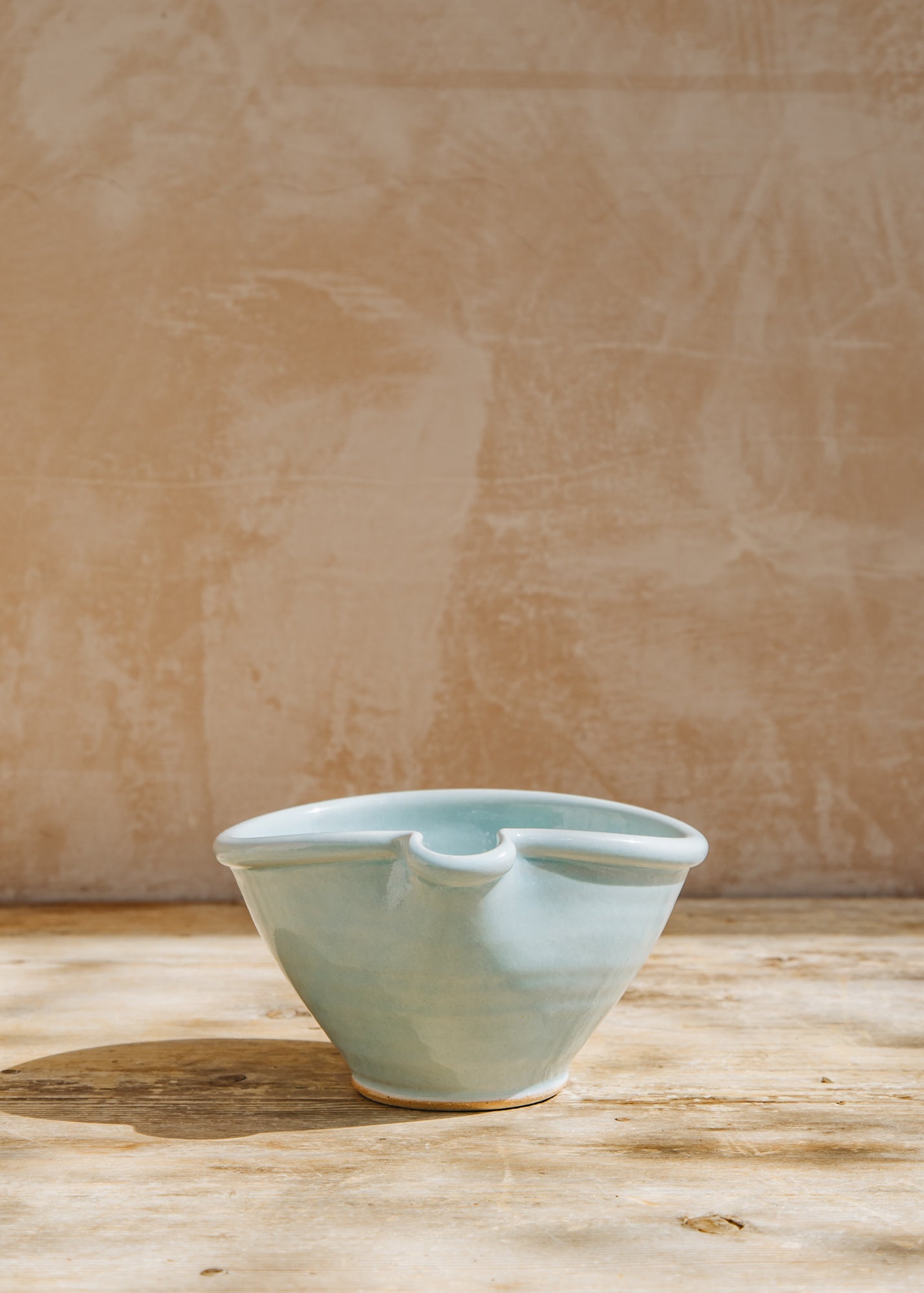 Bordallo Pinheiro Medium Mixing Bowl in Blue