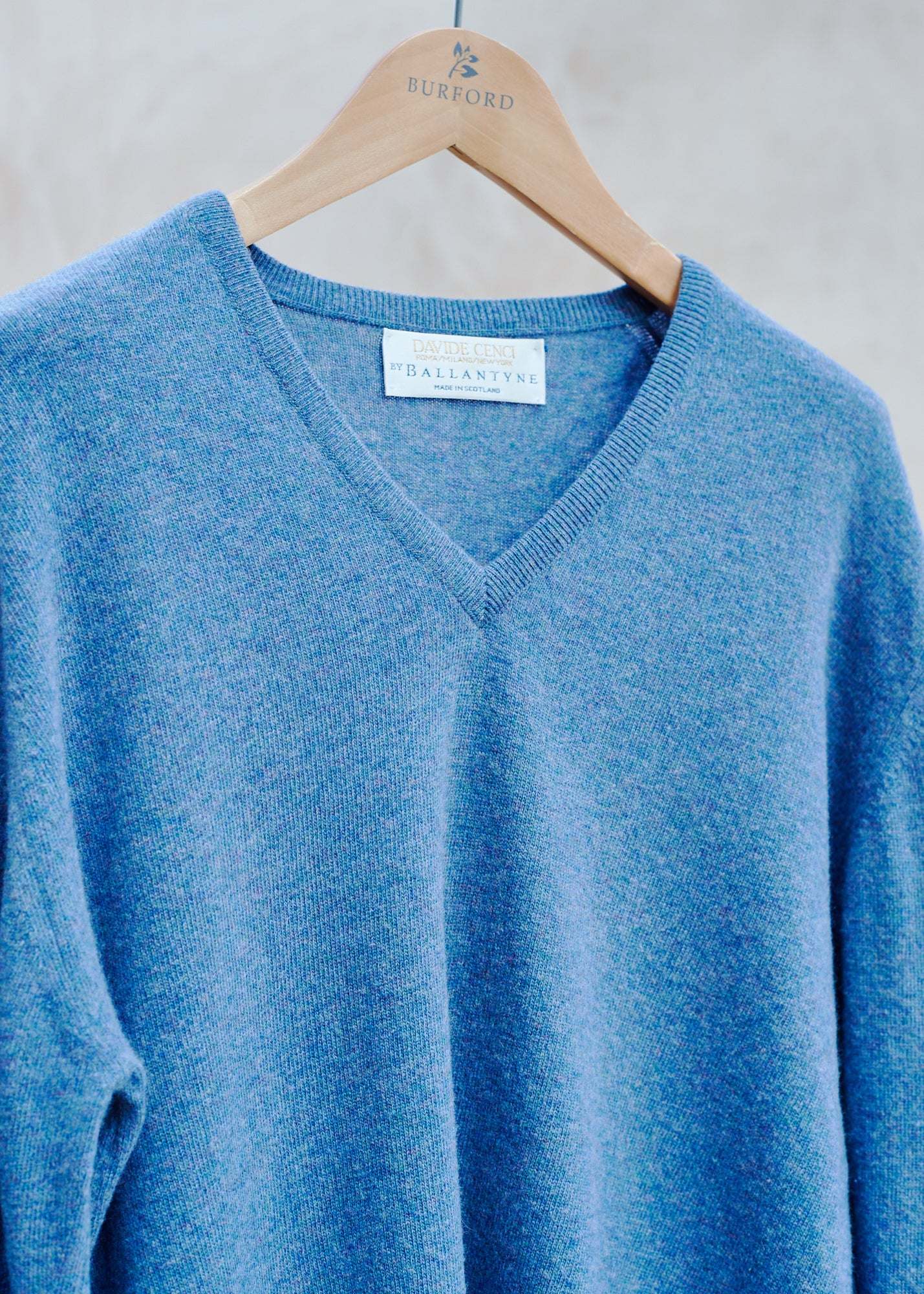 Kenny Ryder Ballantyne Super Geelong Wool V-Neck - S