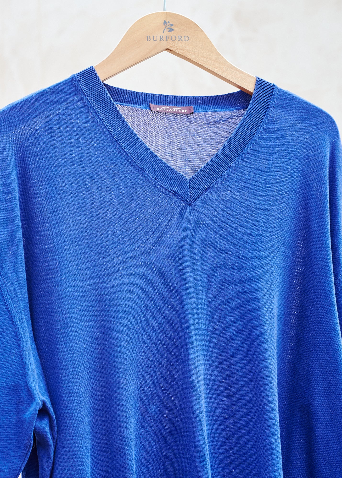 Kenny Ryder Ballantyne Fine Cotton Knit Blue V-Neck - S