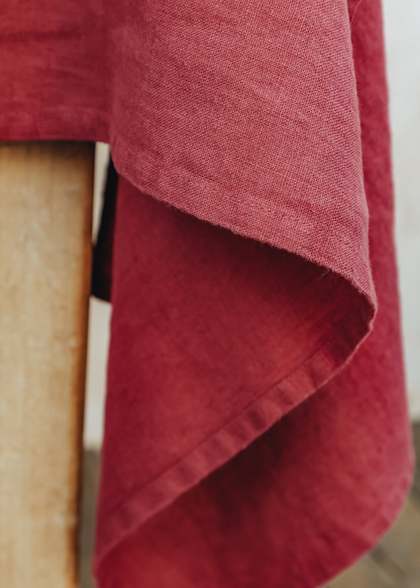 Burford Garden Co. Linen Tablecloth in Marsala (140x250cm)