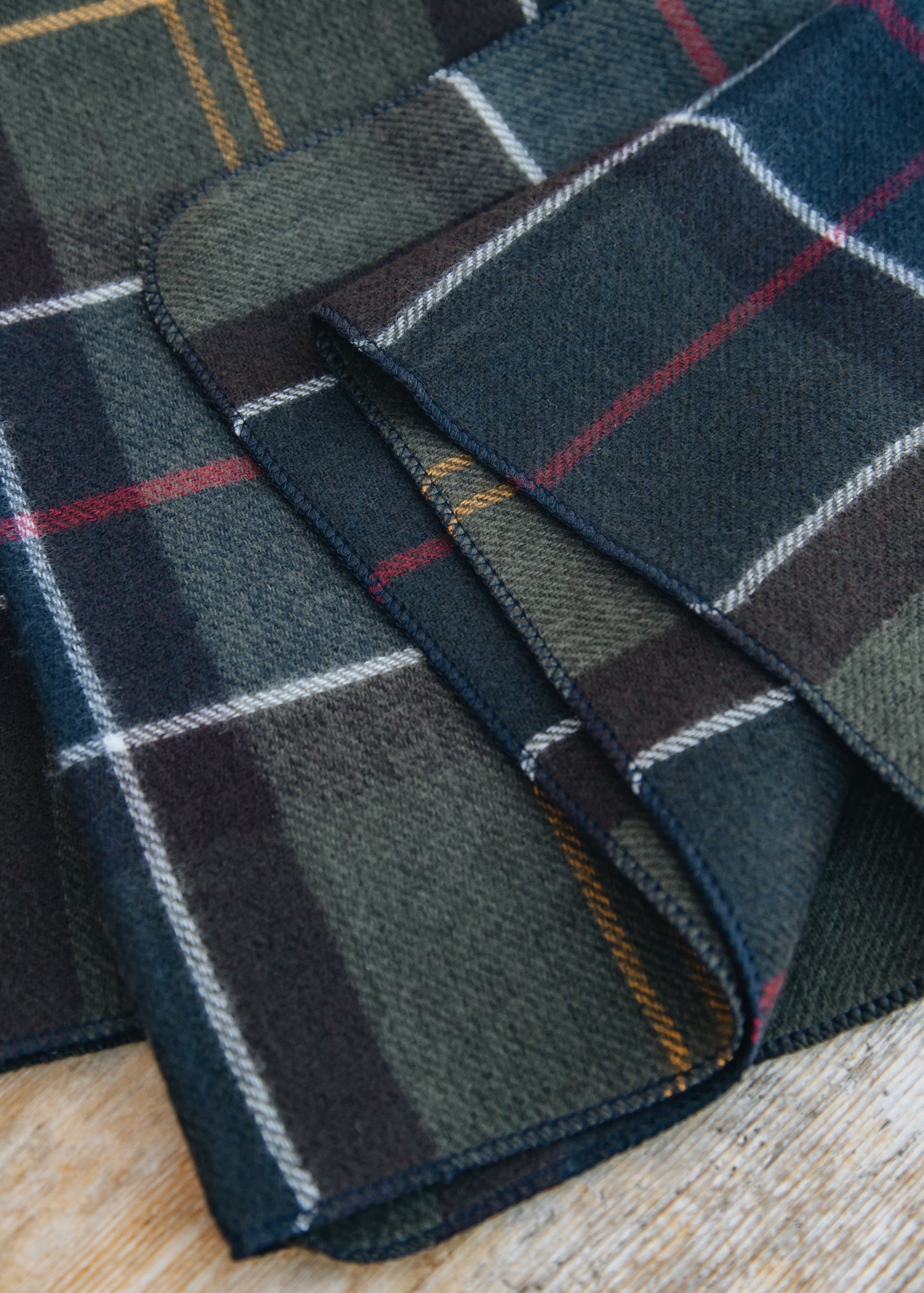 Barbour Classic Tartan Dog Blanket