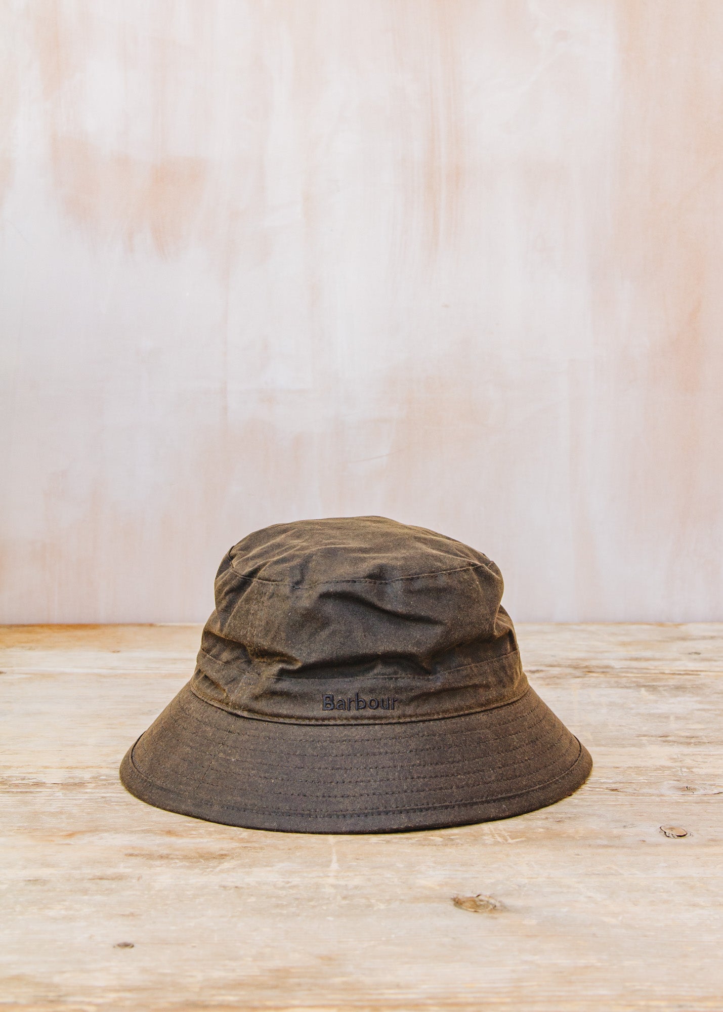 John Smedley Waxed Bucket Hat in Olive