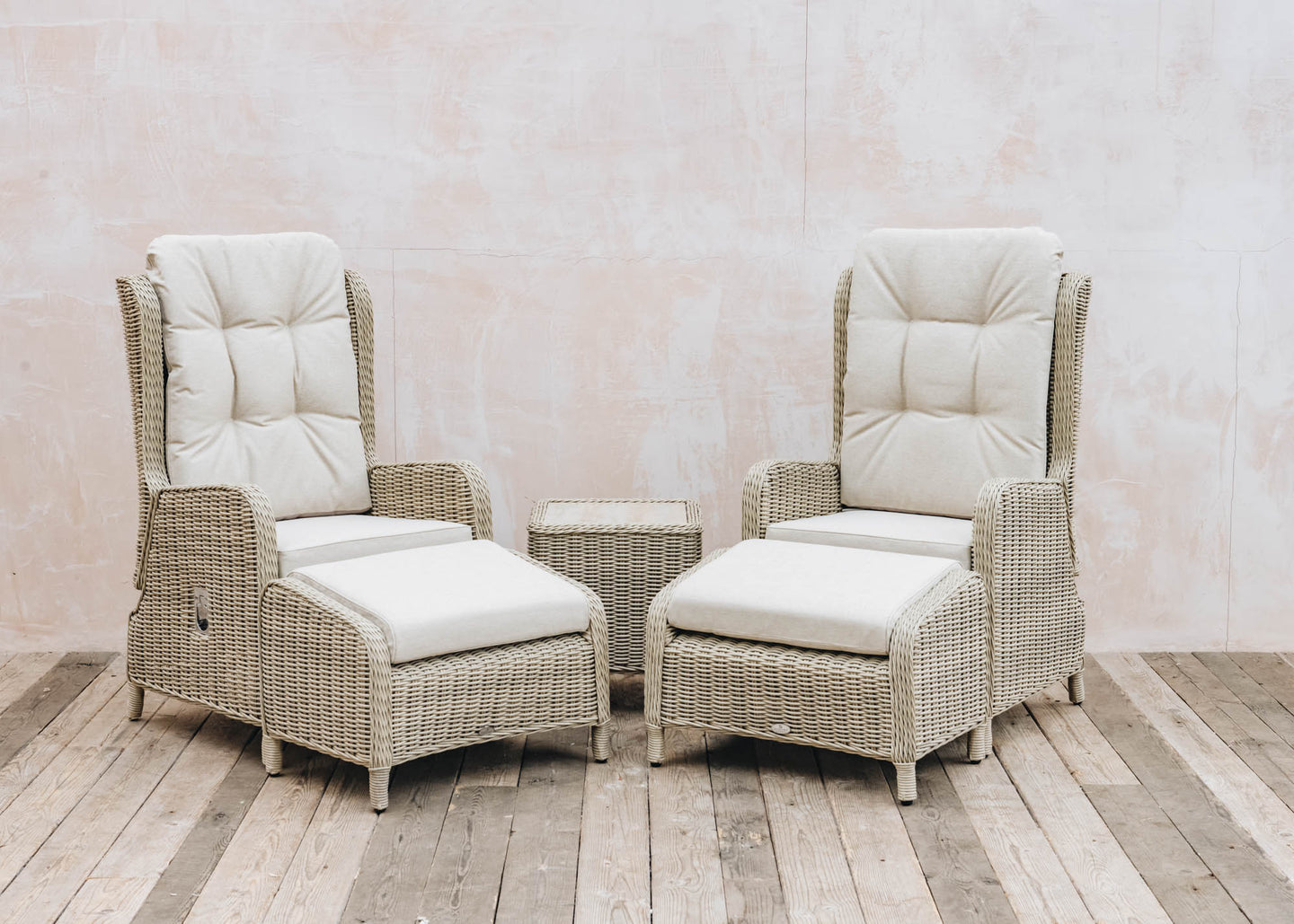 Bramblecrest for Burford Garden Co. Barley Deluxe Recliner Set