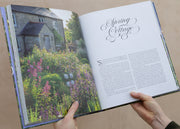 Books Beauty and Abundance: British Cottage Gardens