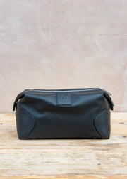 Belstaff Maclagan Wash Bag in Black