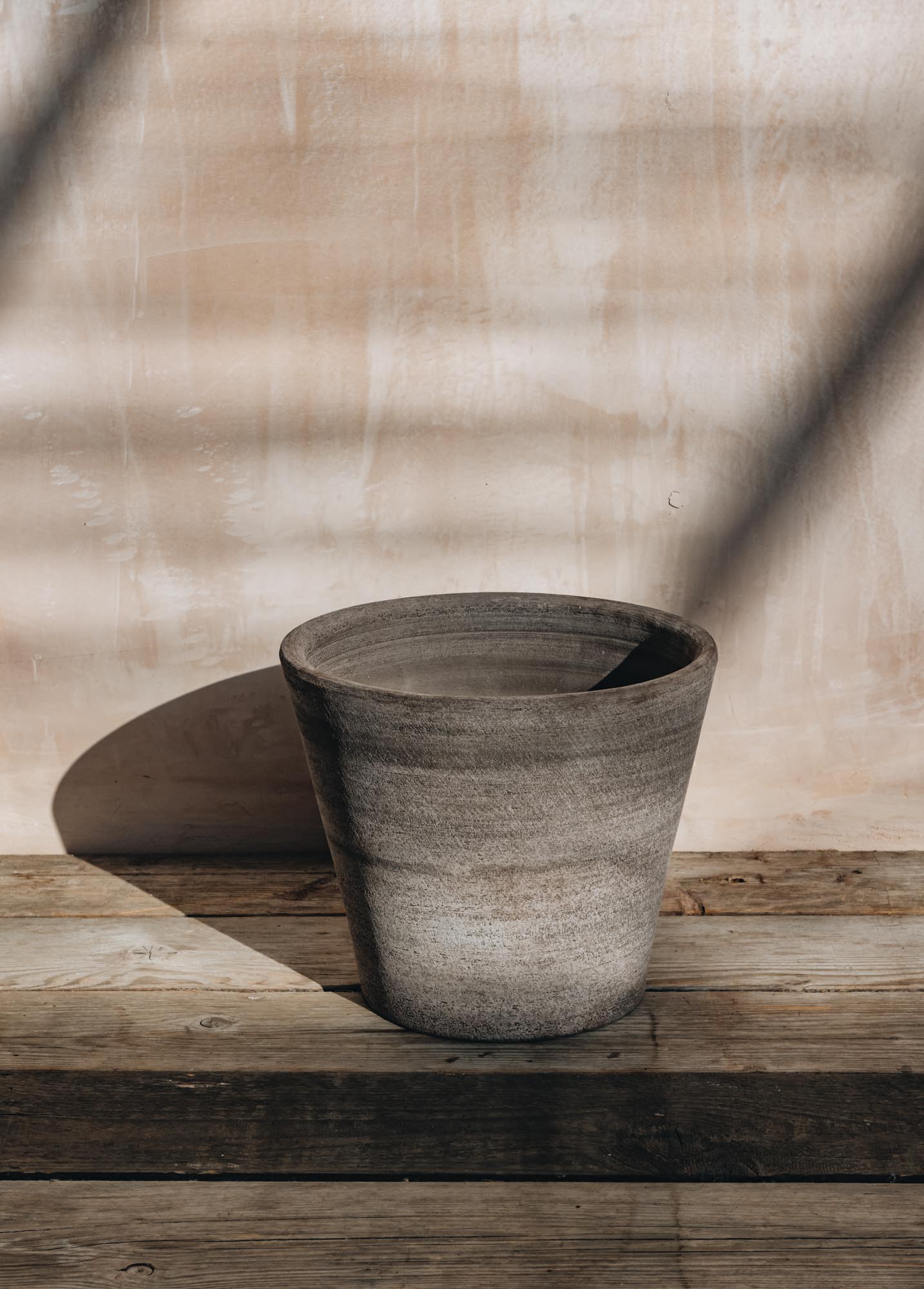 Grey Julie Pots