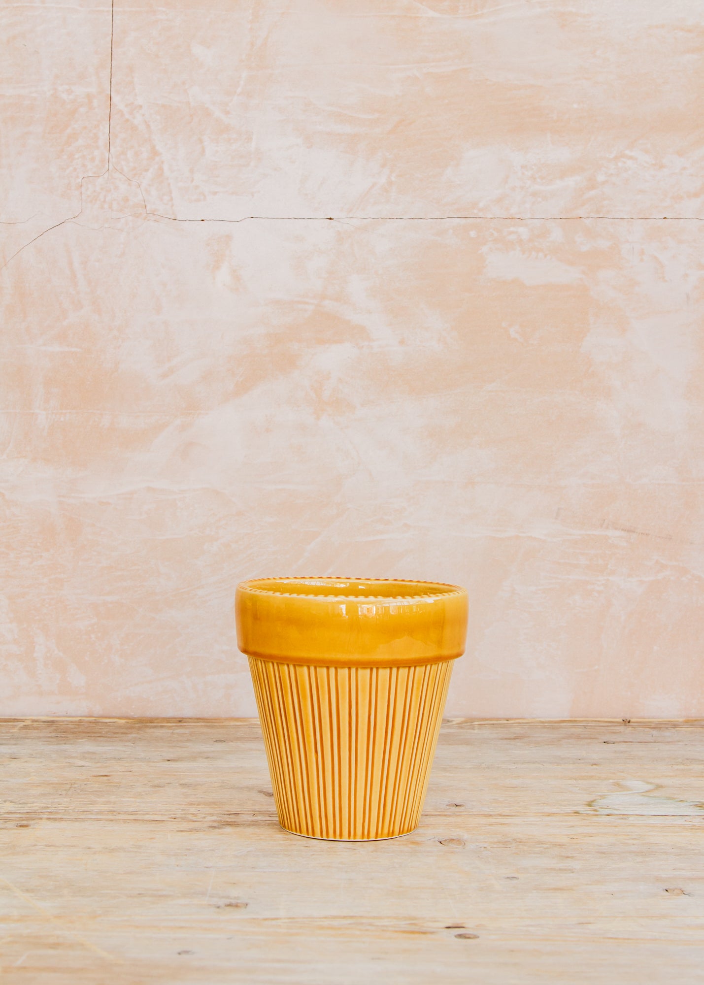 Bergs Potter Simona Amber Yellow Glazed Pot