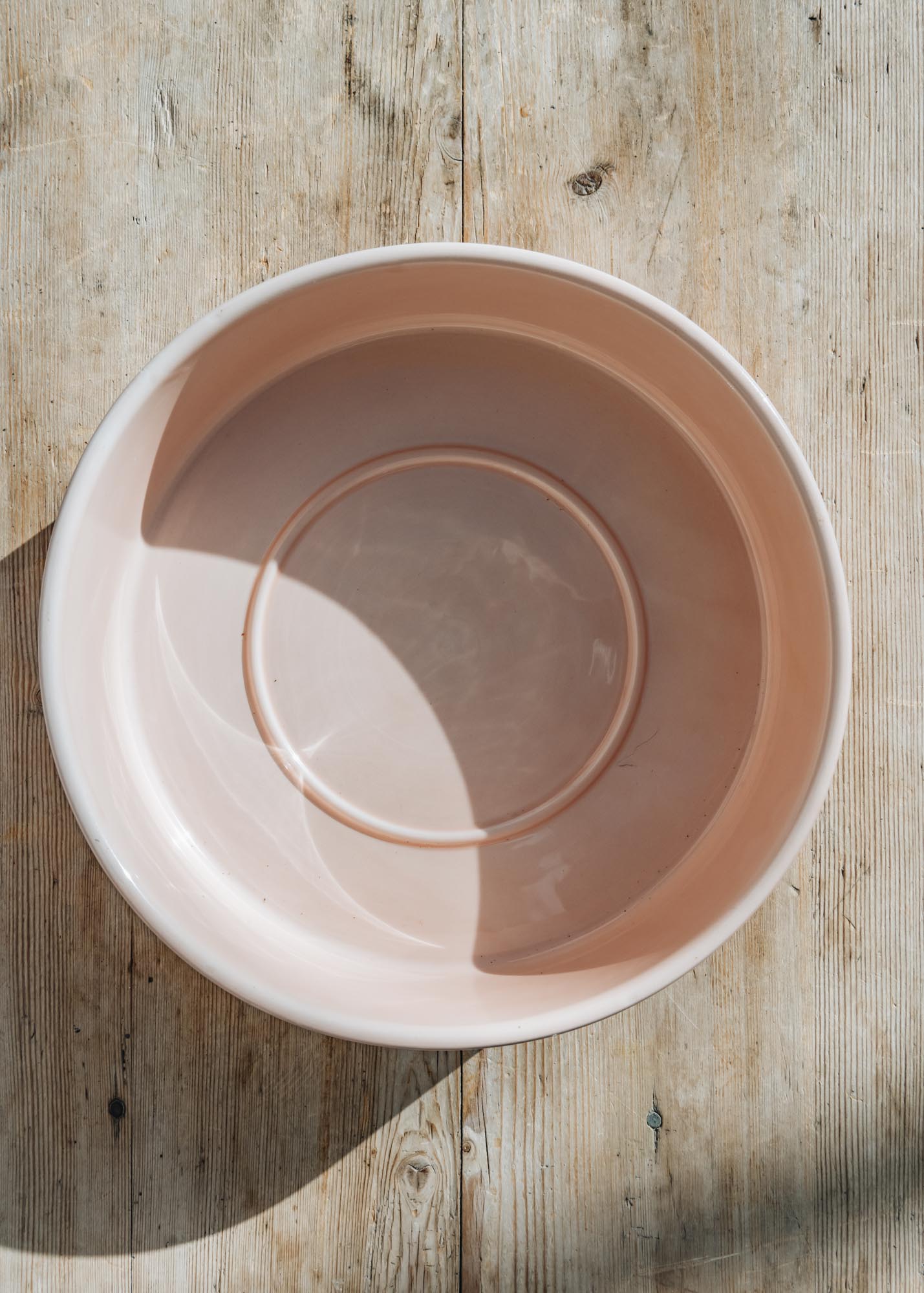 Quartz Rose Glazed Hoff Saucers